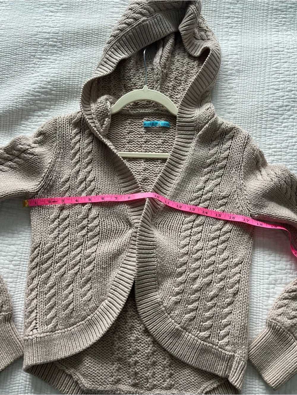 Alice + Olivia soft cable
